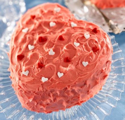 Red Velvet Valentine's Cake 