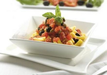 Pasta with roast tomato and olive sauce