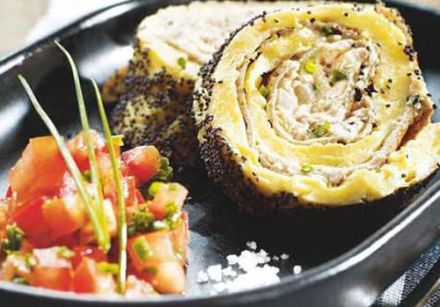 Breizh Rolls - omelette roll with tuna