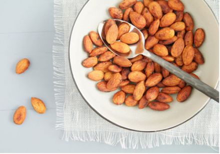 Roasted brazilian flavoured almonds